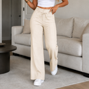 (Compre 1 e Leve 2) Calça Pantalona Gabi em Malha de Seda Gelo e Poliéster