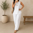 Conjunto Lucienne™ Blusa com Decote de Abertura Frontal e Calça Pantalona